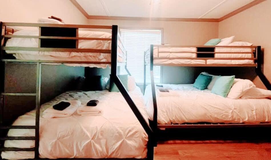 Cute Coastal Cottage! Just A Few Blocks To Beach, Gulf, Jetty And Splash Park! Surfside Beach Exterior foto
